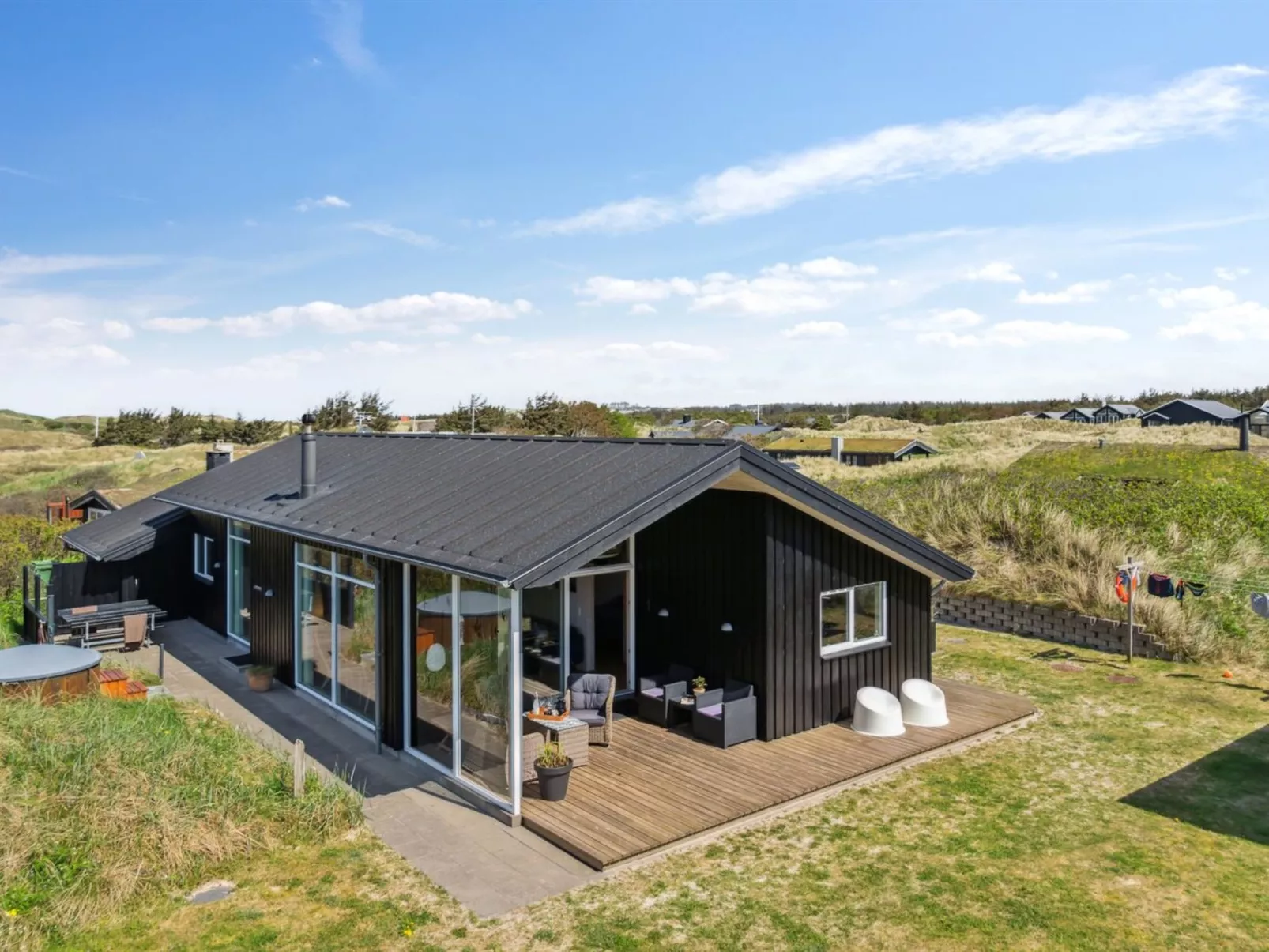 "Ejnarine" - 300m from the sea-Buiten