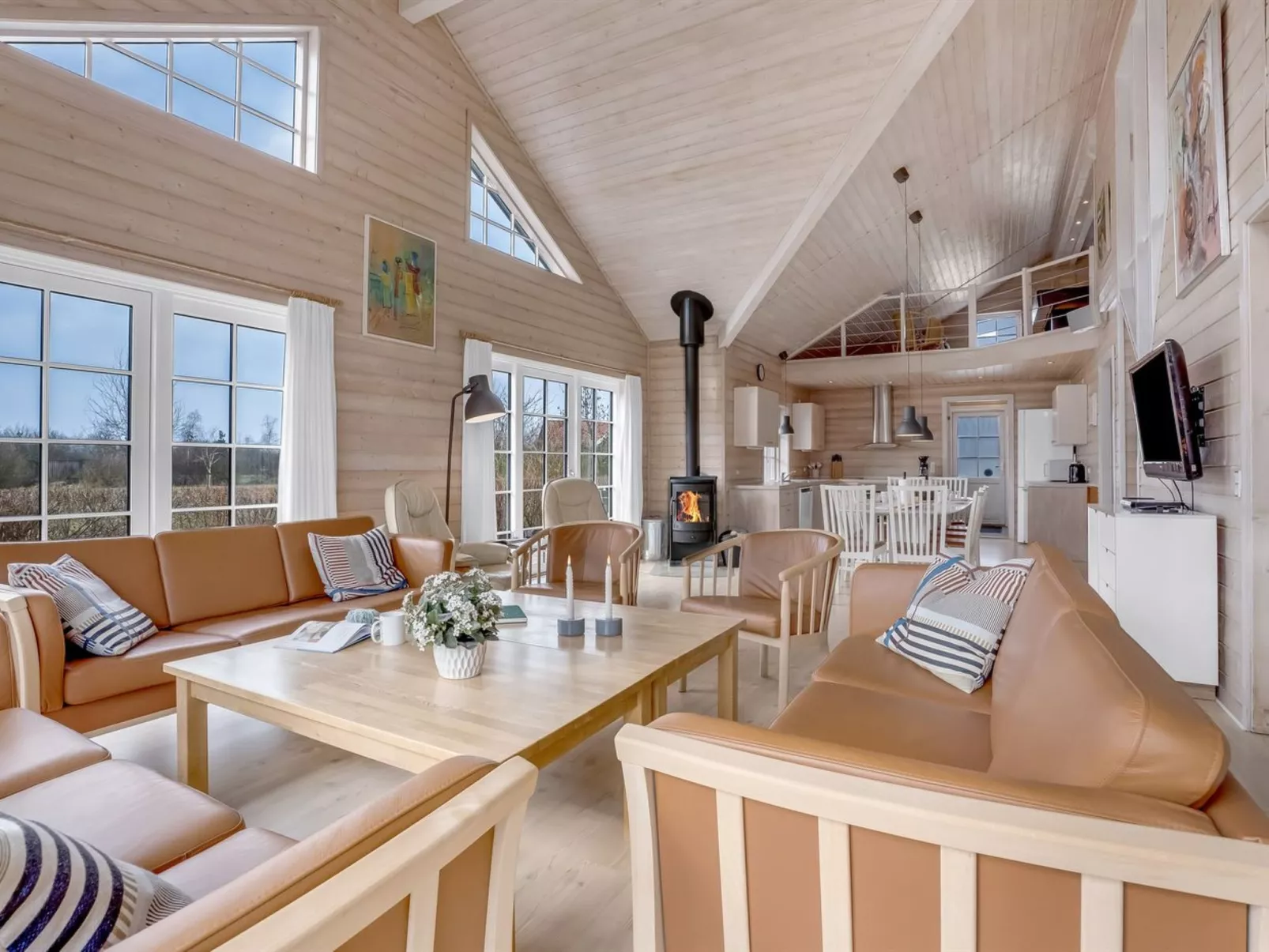 "Zişan" - 1.1km from the sea-Binnen