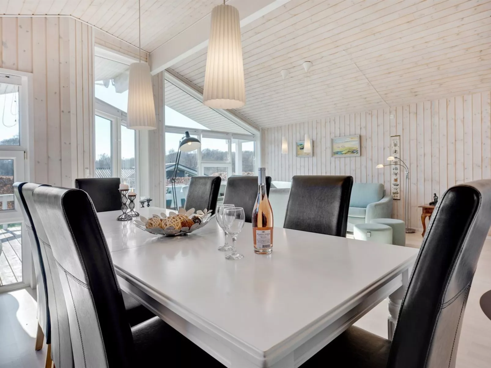 "Enja" - 150m from the sea-Binnen