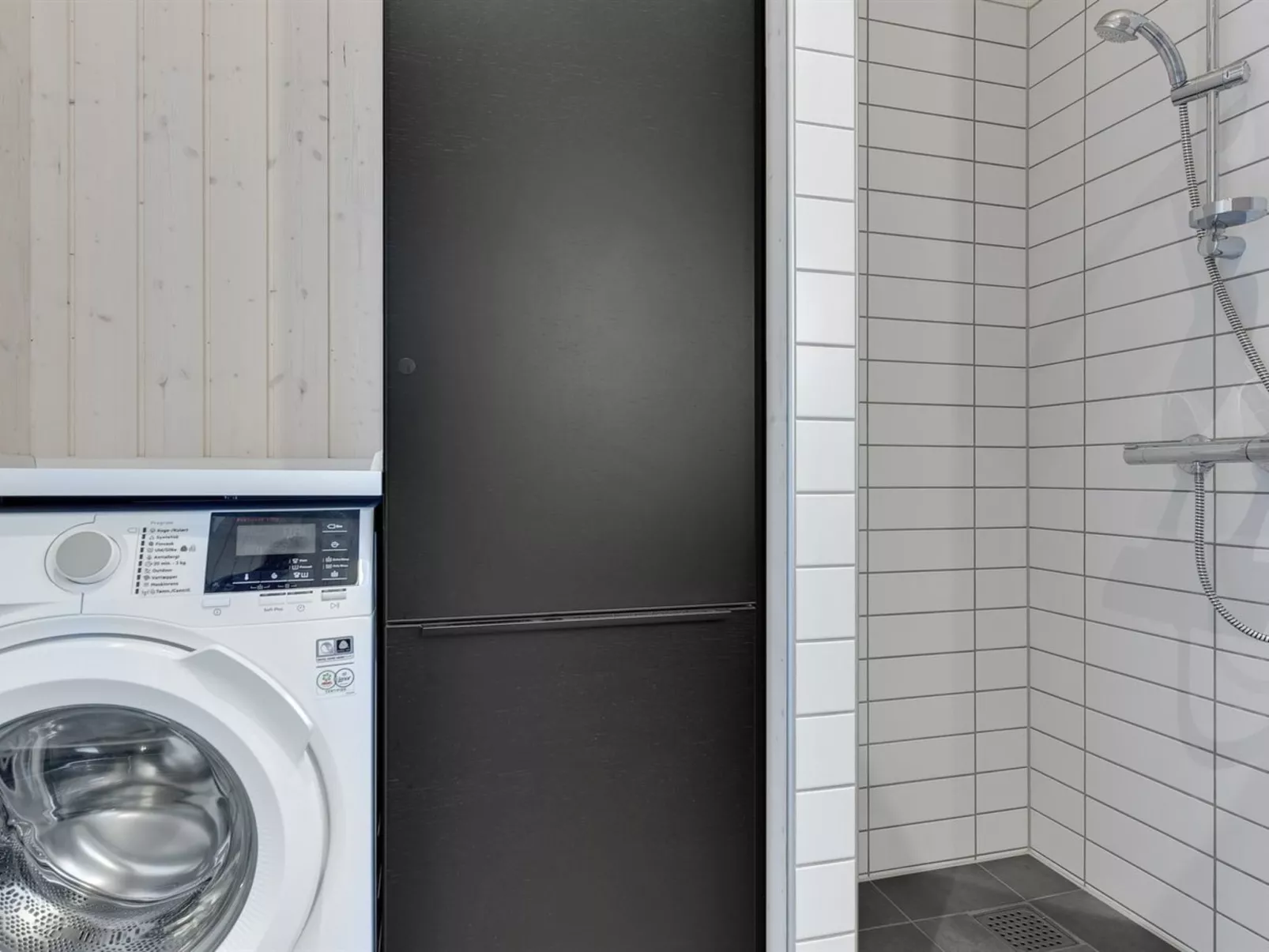 "Sighfrith" - 150m from the sea-Binnen