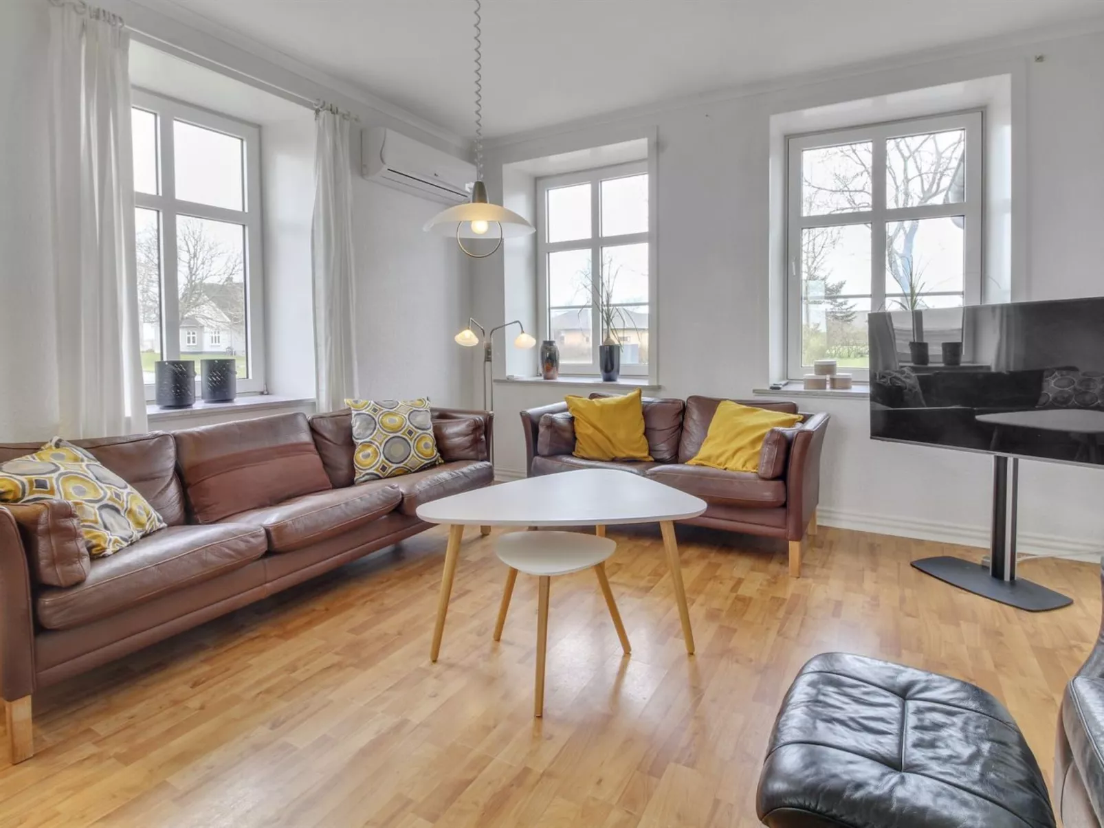 "Juuso" - 20km from the sea-Binnen