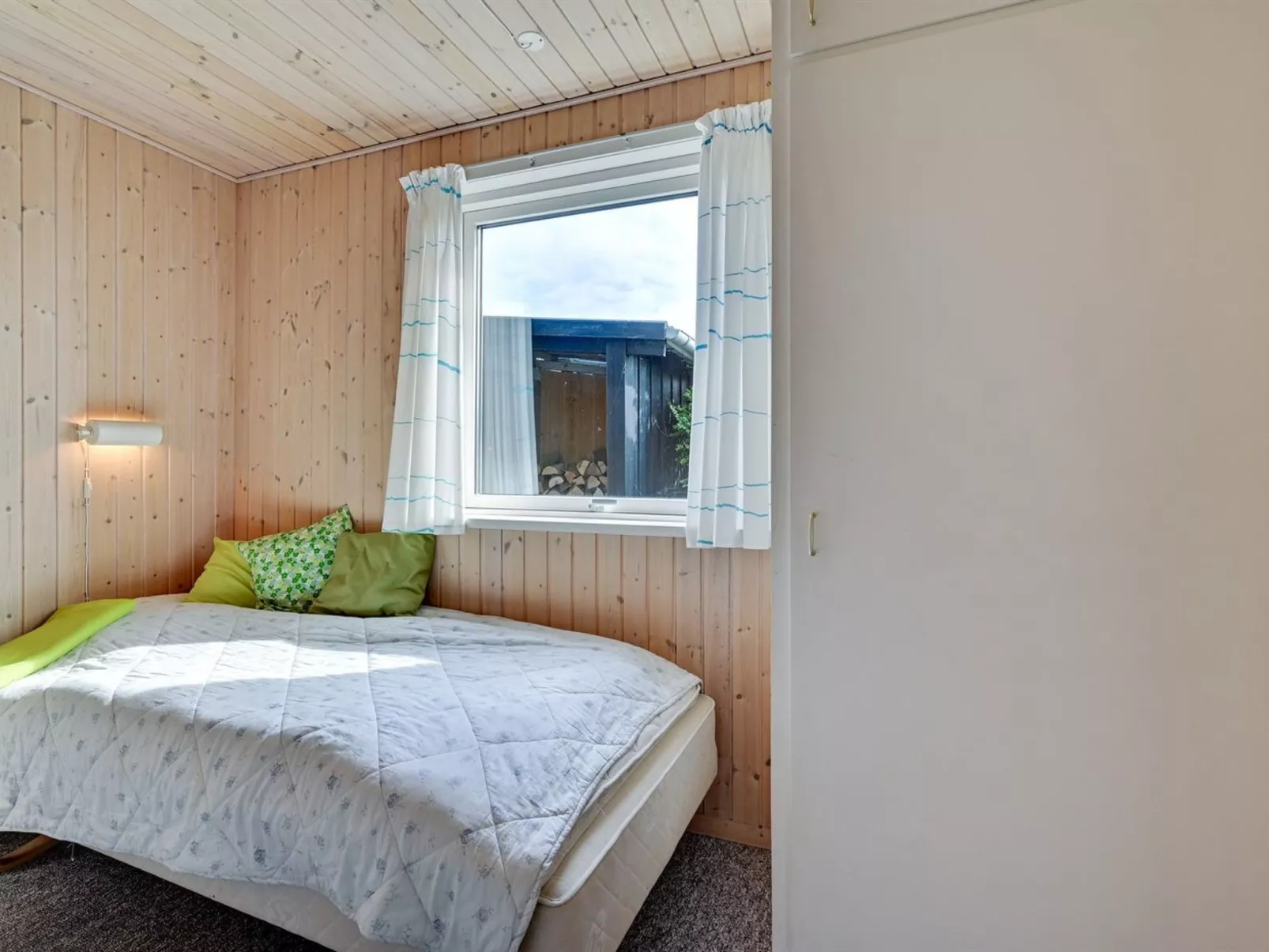 "Annalia" - 50m from the sea-Binnen