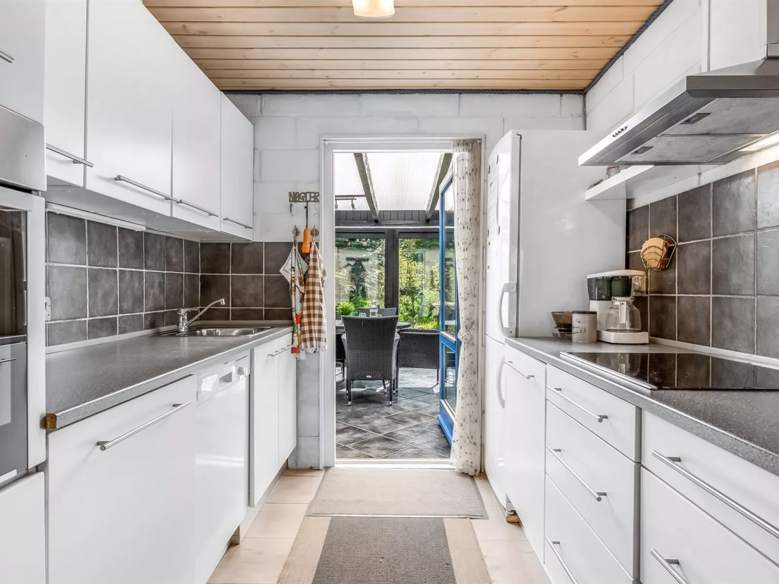 "Marillia" - 2km from the sea-Binnen