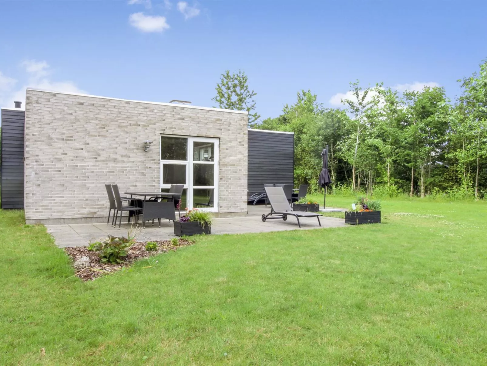 "Jarven" - 500m to the fjord-Buiten