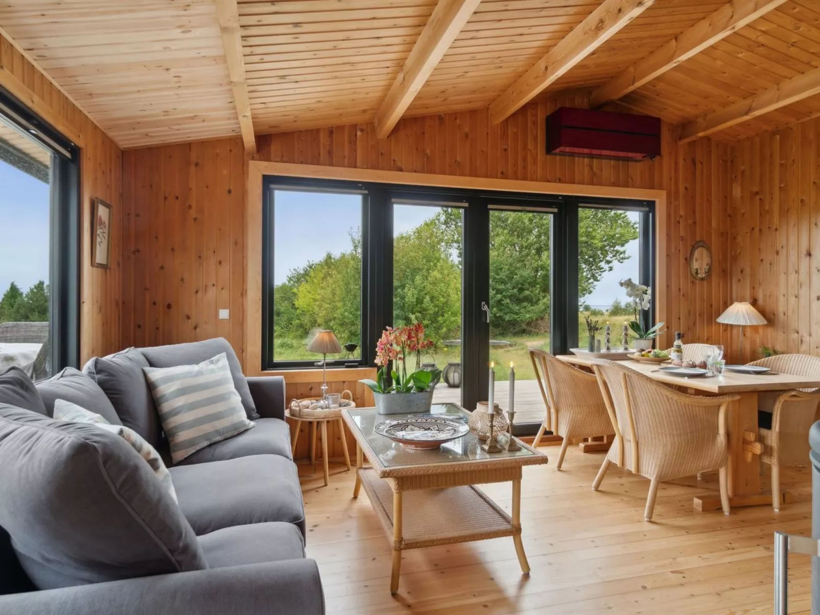 "Aurore" - 1.3km from the sea-Binnen