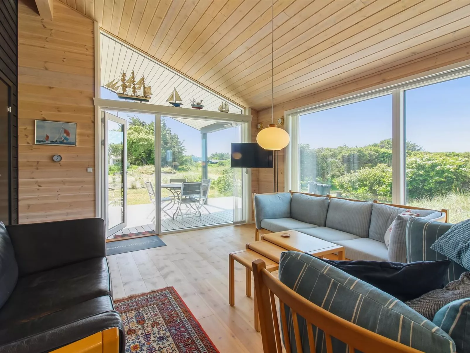 "Sampo" - 400m from the sea-Binnen