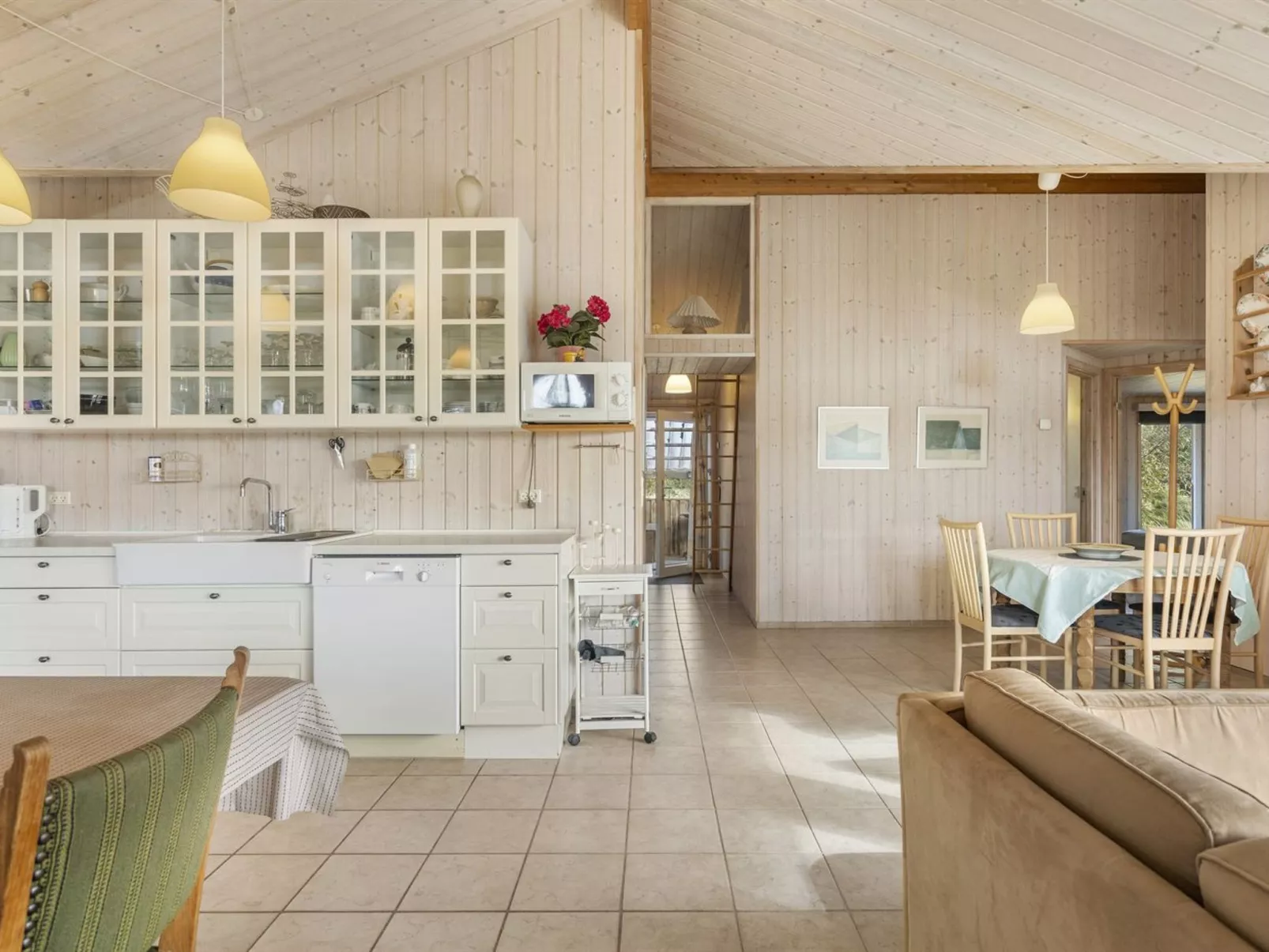 "Frieda" - 250m from the sea-Binnen