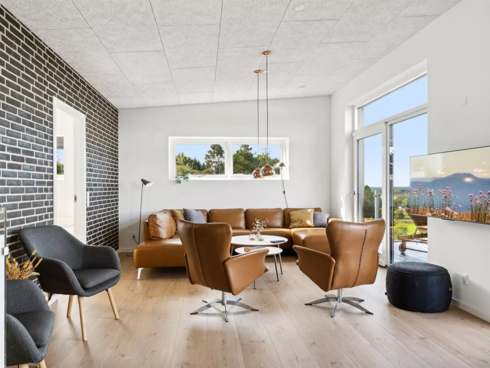 "Ann" - 1.3km from the sea-Binnen