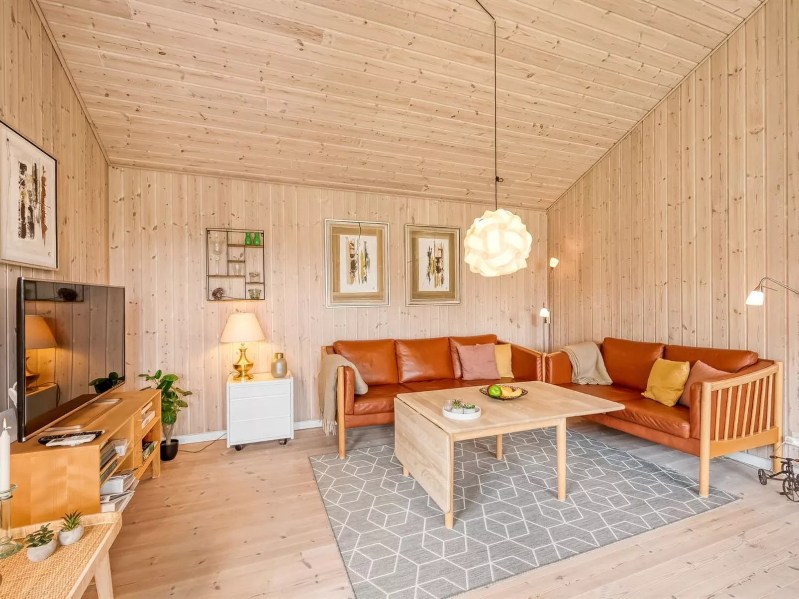 "Aurelie" -  from the sea-Binnen