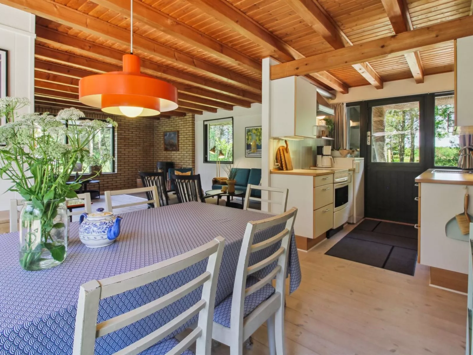 "Kersta" - 3.3km from the sea-Binnen