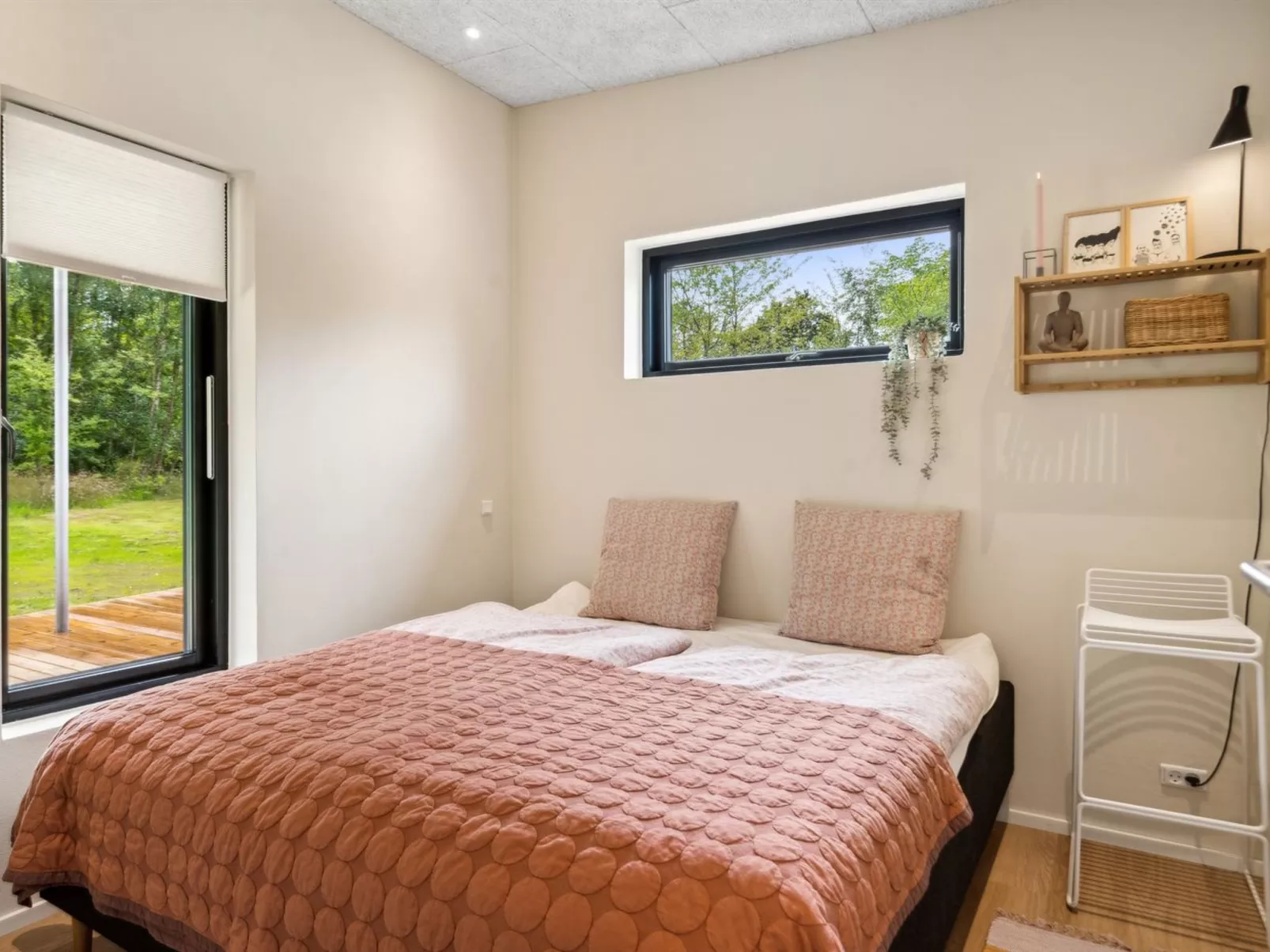 "Karlene" - 300m from the sea-Binnen