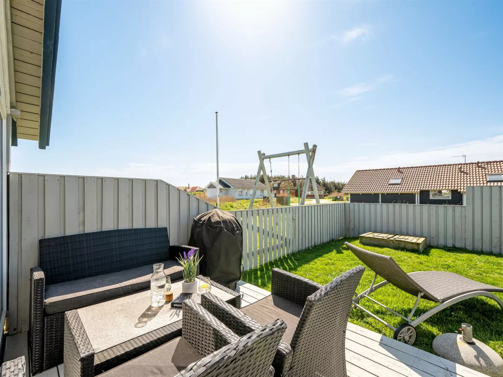 "Emppu" - 250m from the sea-Buiten