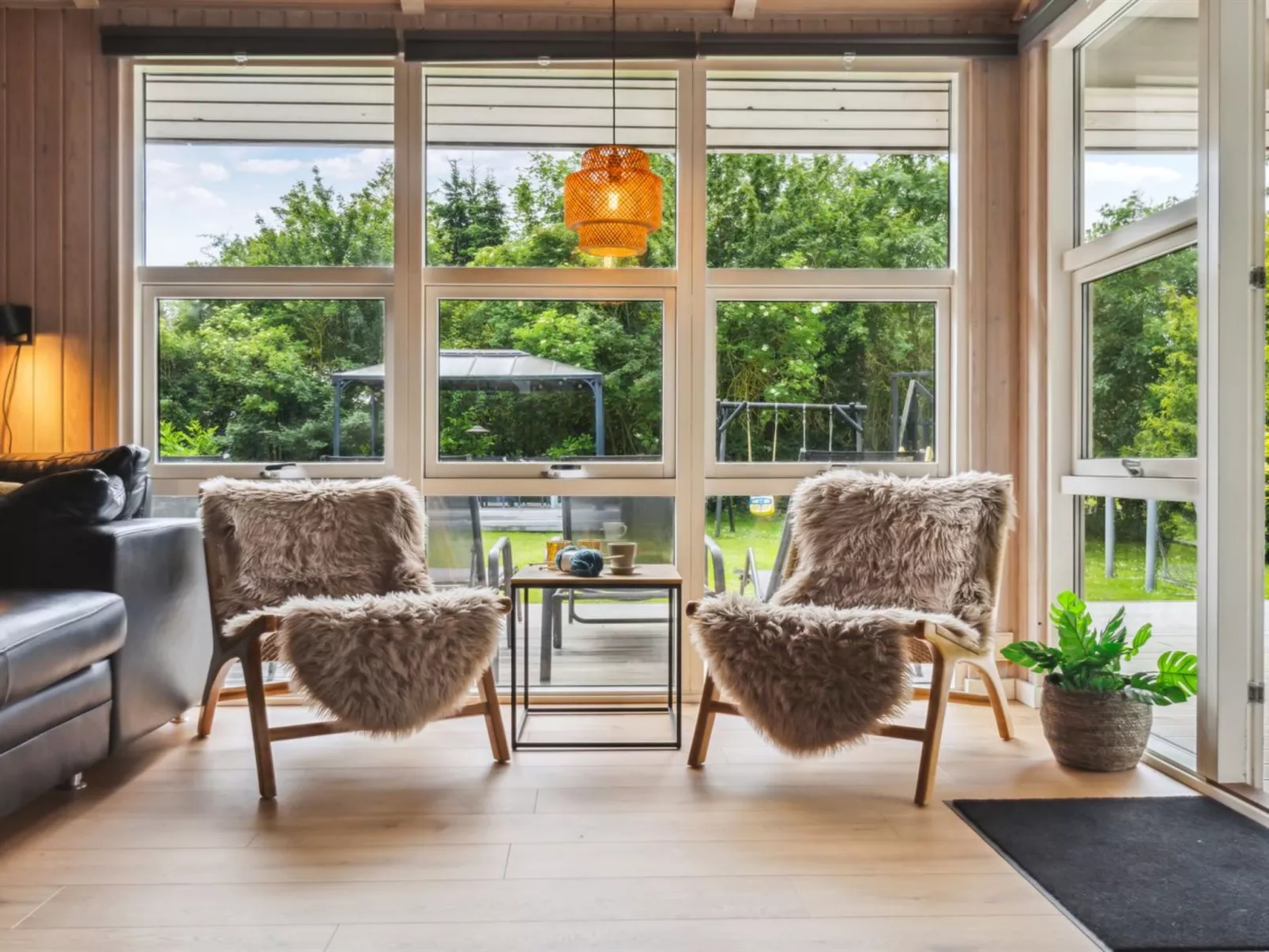 "Jorinde" - 1km from the sea-Binnen