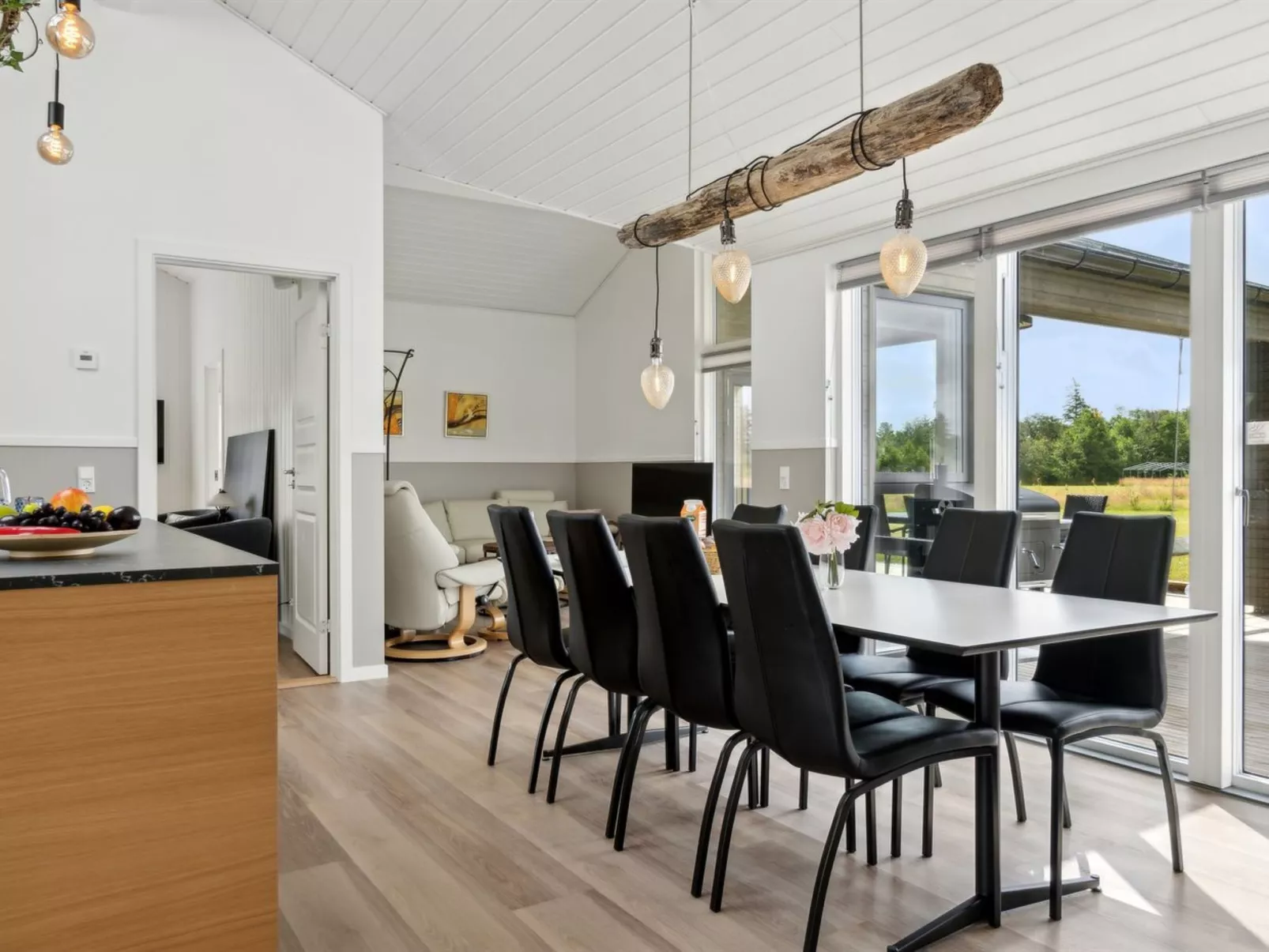 "Henke" - 475m from the sea-Binnen