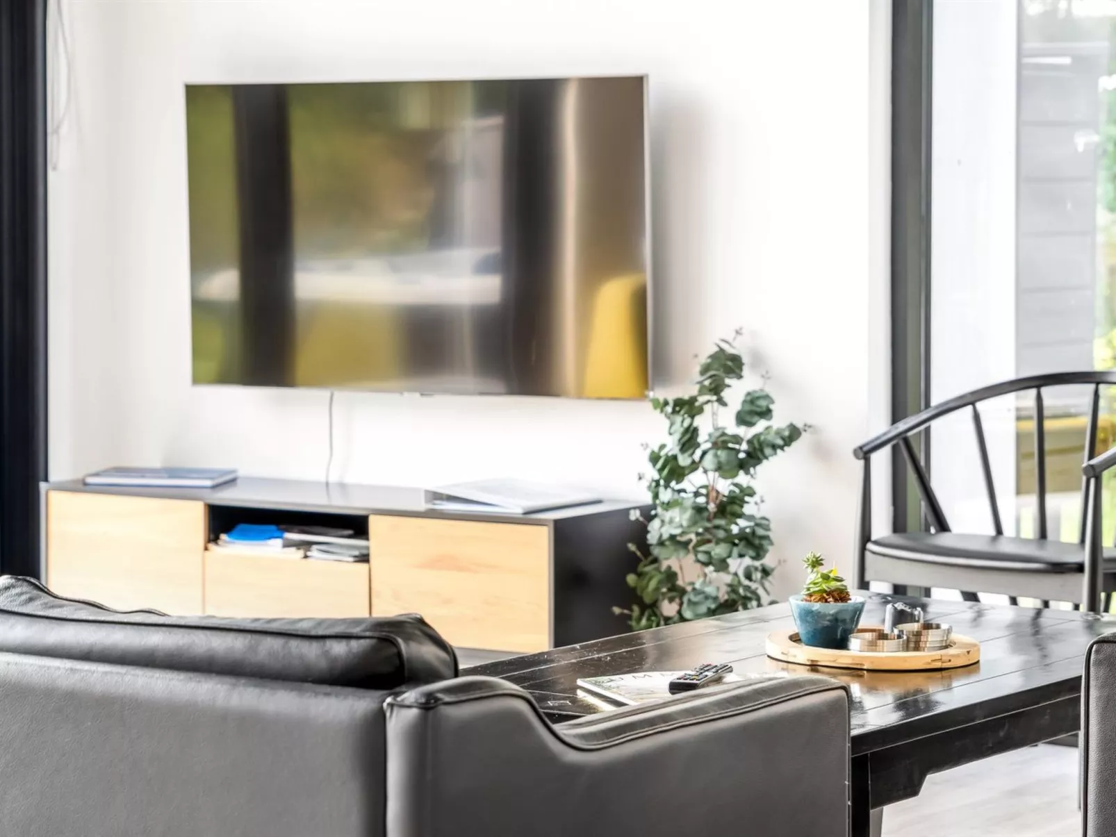 "Jahn" - 250m to the fjord-Binnen