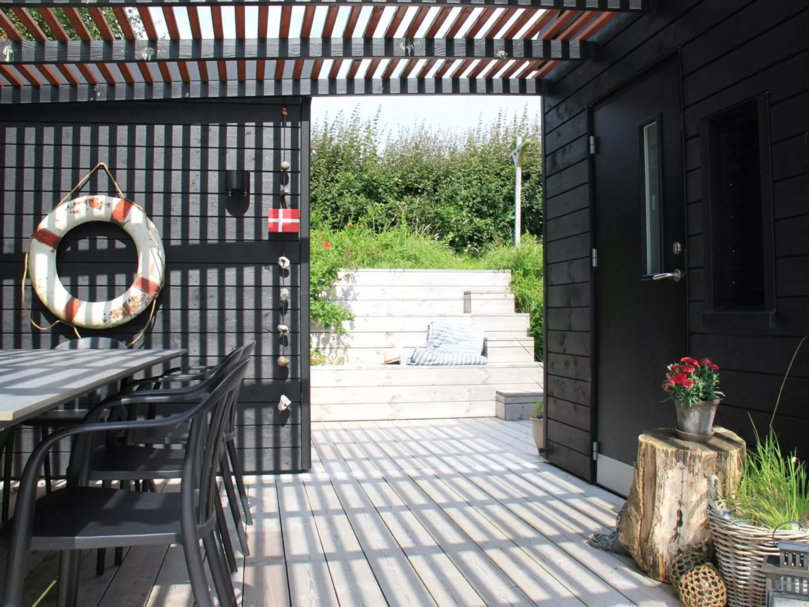 "Valia" - 20m from the sea-Buiten