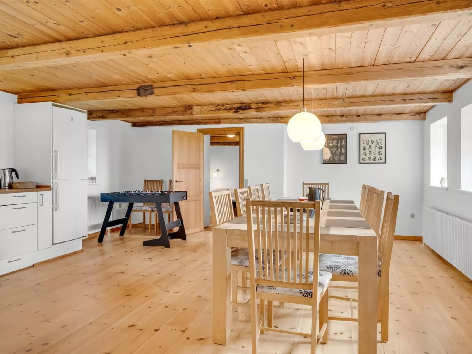 "Åsta" - 400m to the fjord-Binnen