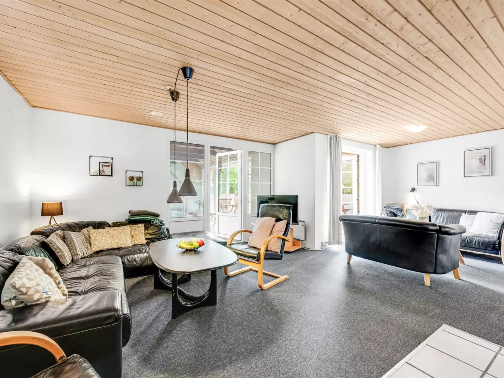 "Ulf" - 2km from the sea-Binnen