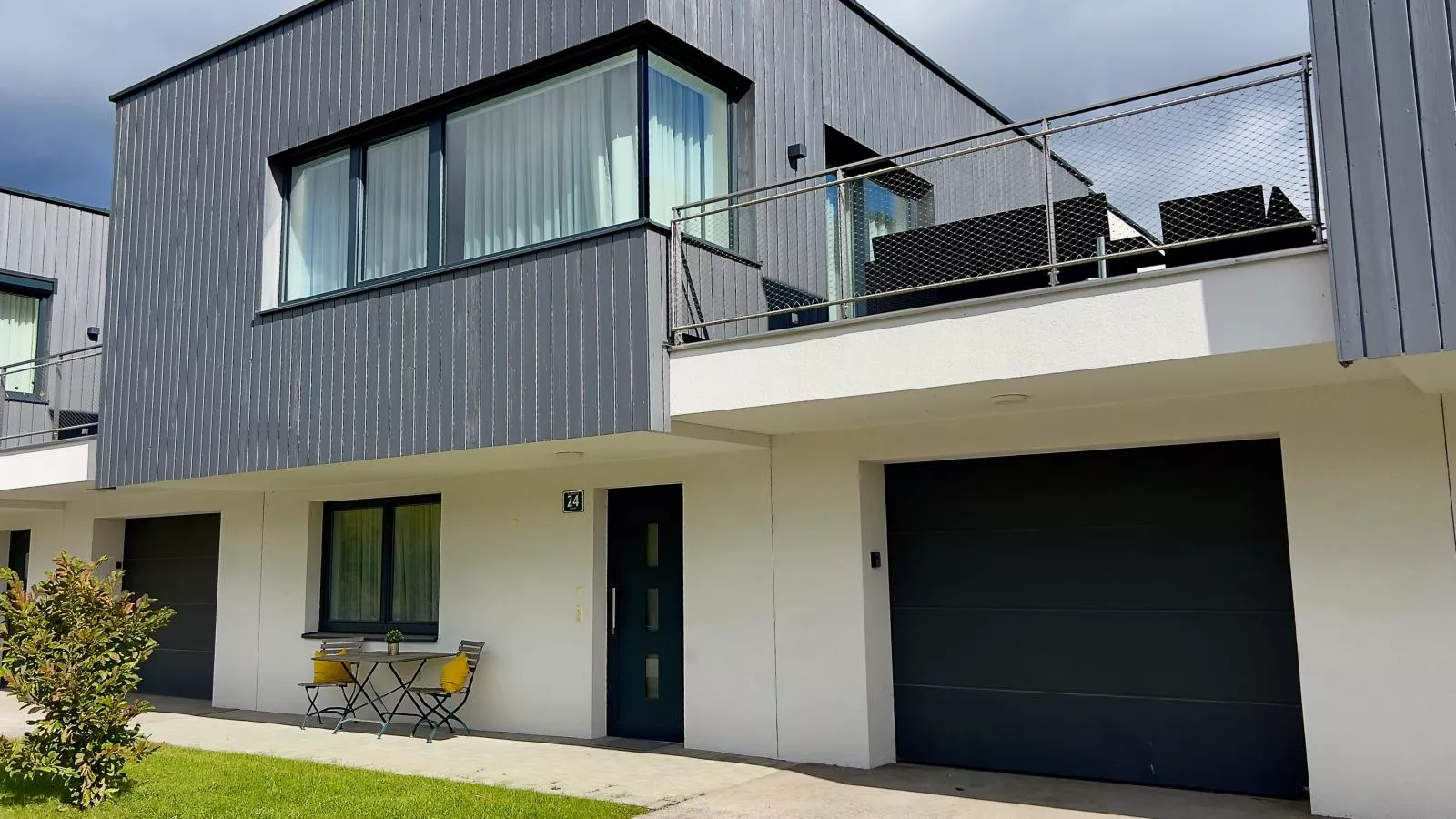 Winzerchalet-Buitenkant zomer