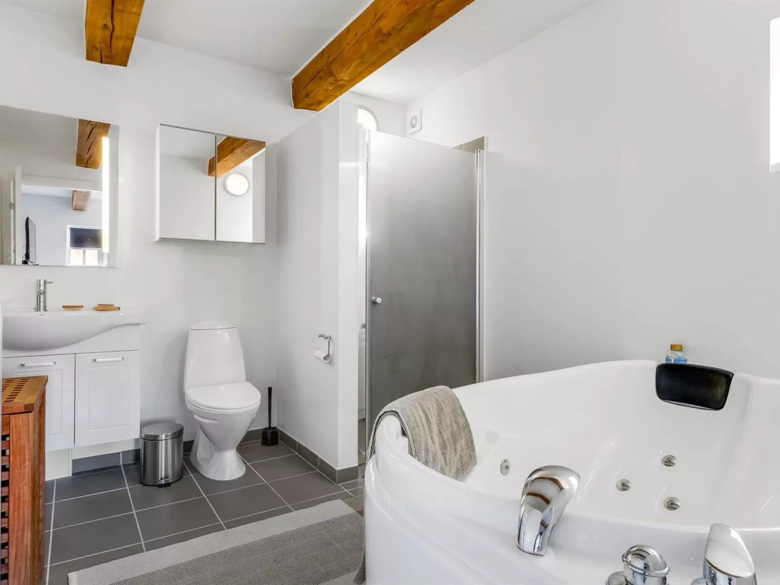 "Albine" - 150m from the sea-Binnen