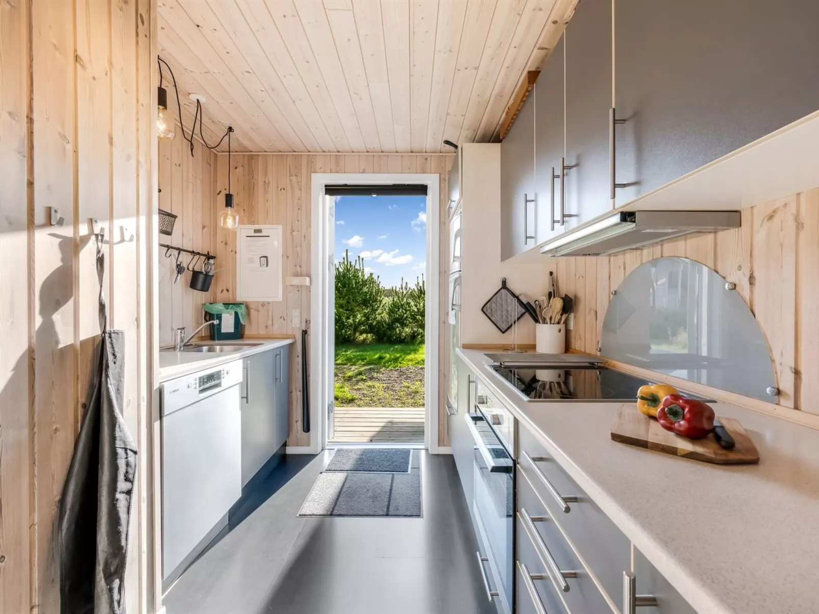 "Kanerva" -  from the sea-Binnen