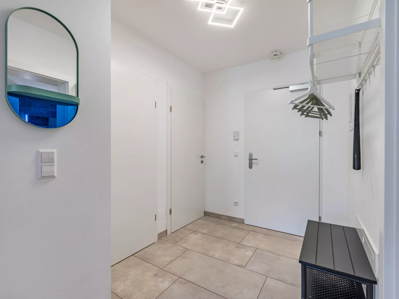 Top 5 Alpe maritima Seeblick+Bergkulisse-Binnen