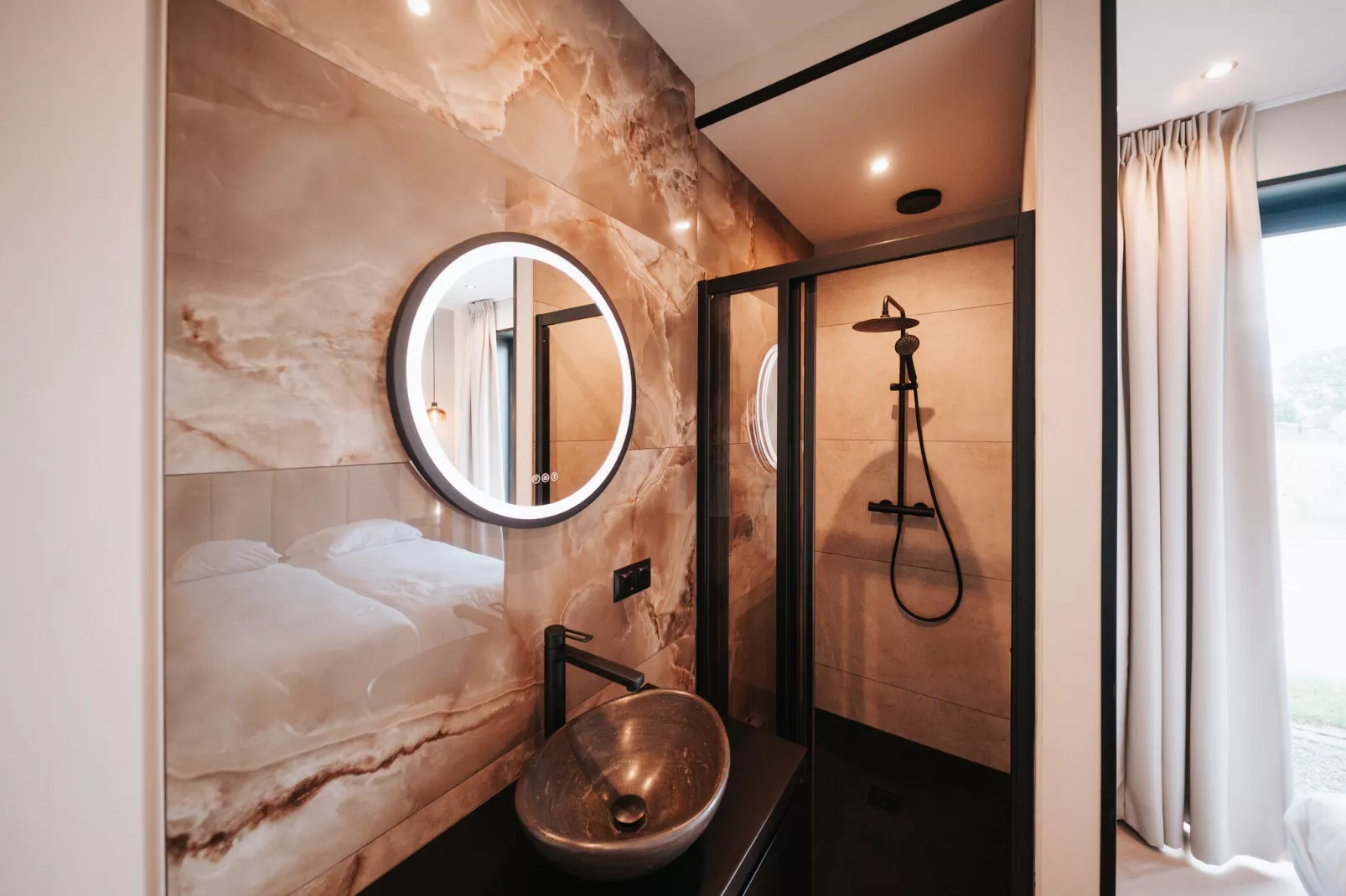 Villa Watergloed | 16 personen-Badkamer