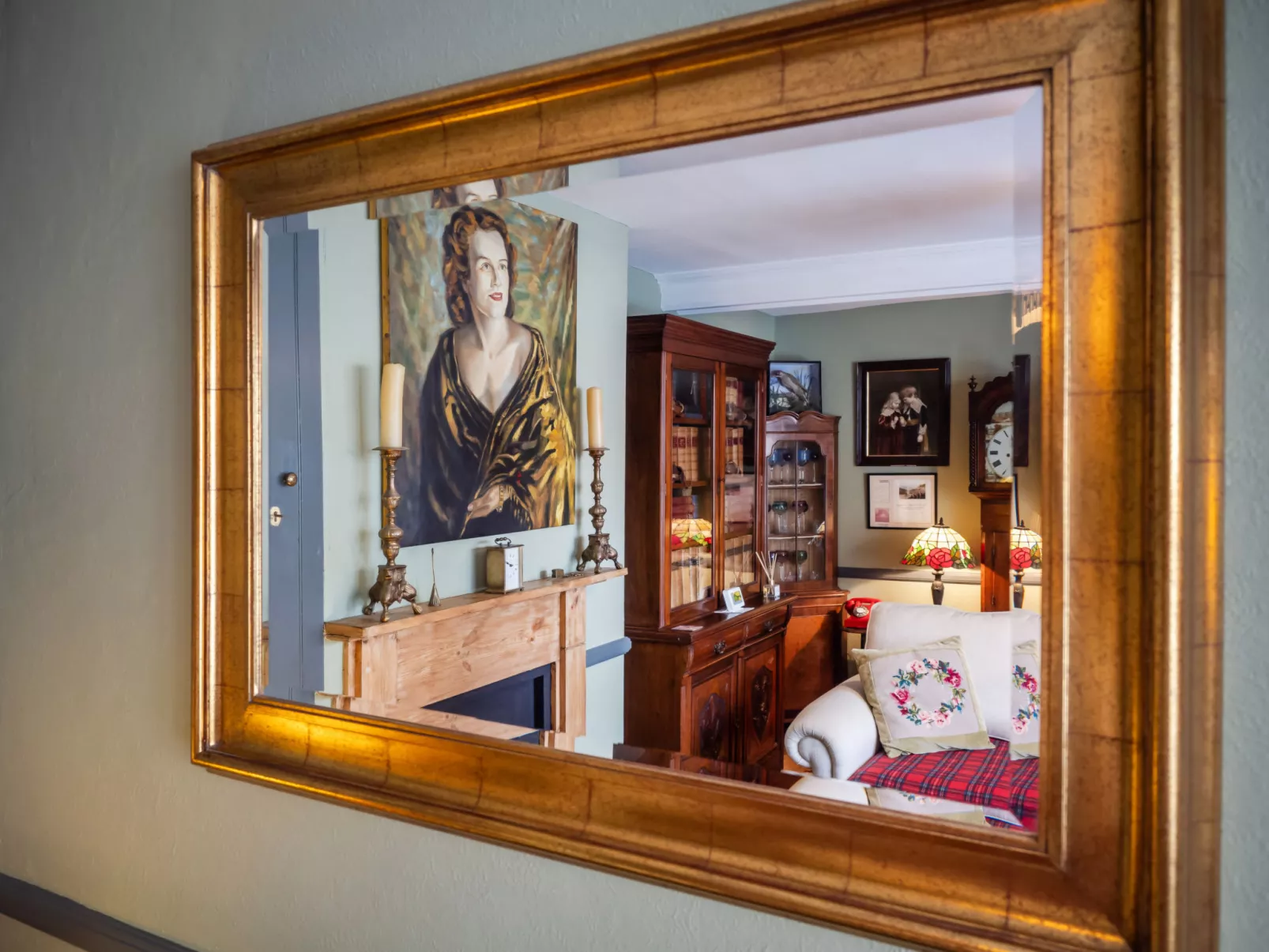 The Old Sunday School & Vestry-Binnen