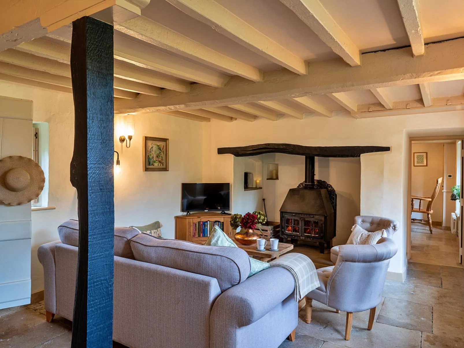 The Thatch at Winterborne Houghton-Buiten