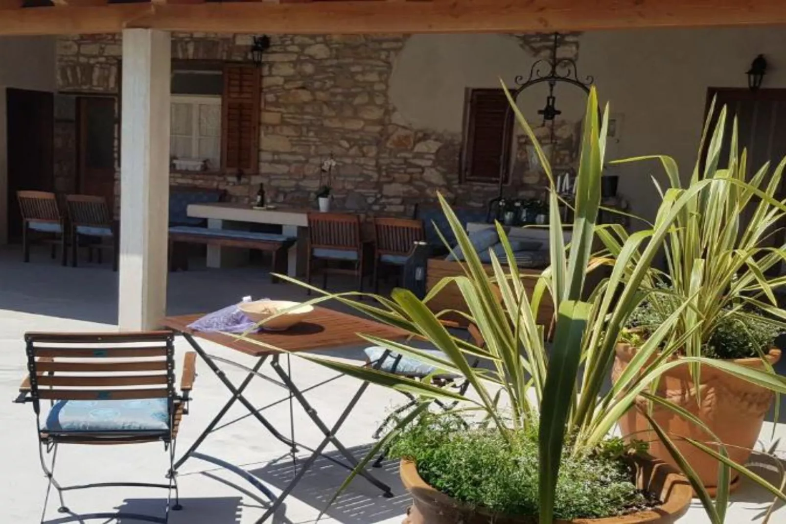 One bedroom apartment ( Ground floor) -(A4)-Buitenlucht