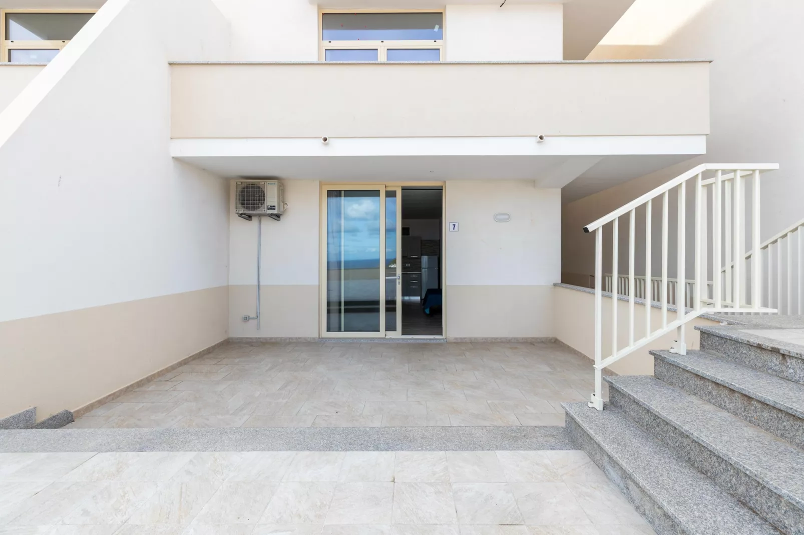 MONO 1 IL TRAMONTO-Buitenkant zomer