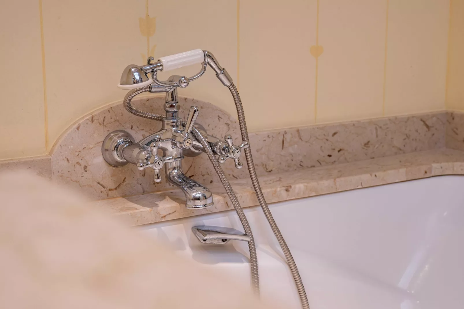 NL-48-CRISTAUX-Badkamer