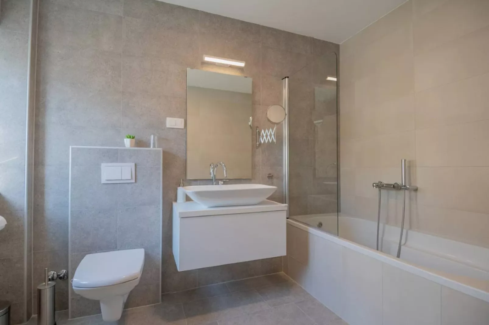 Luxury Villa Prolozac-Badkamer