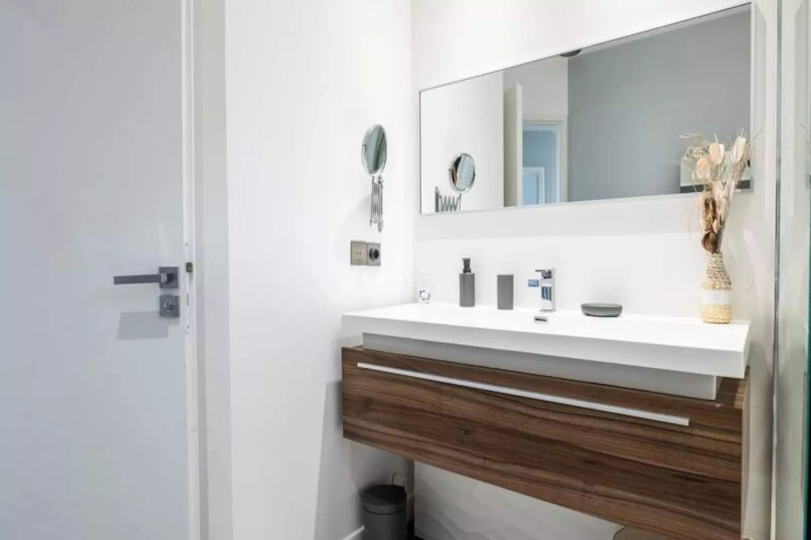 Résidence Villa 5ch Avec Piscine - Golfe Juan-Niet-getagd