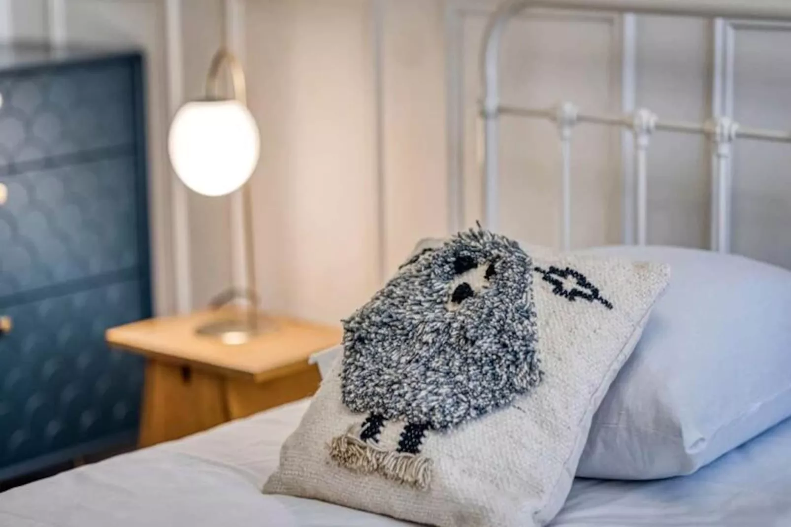 | The Precious 💎 Paul Mistral-Niet-getagd