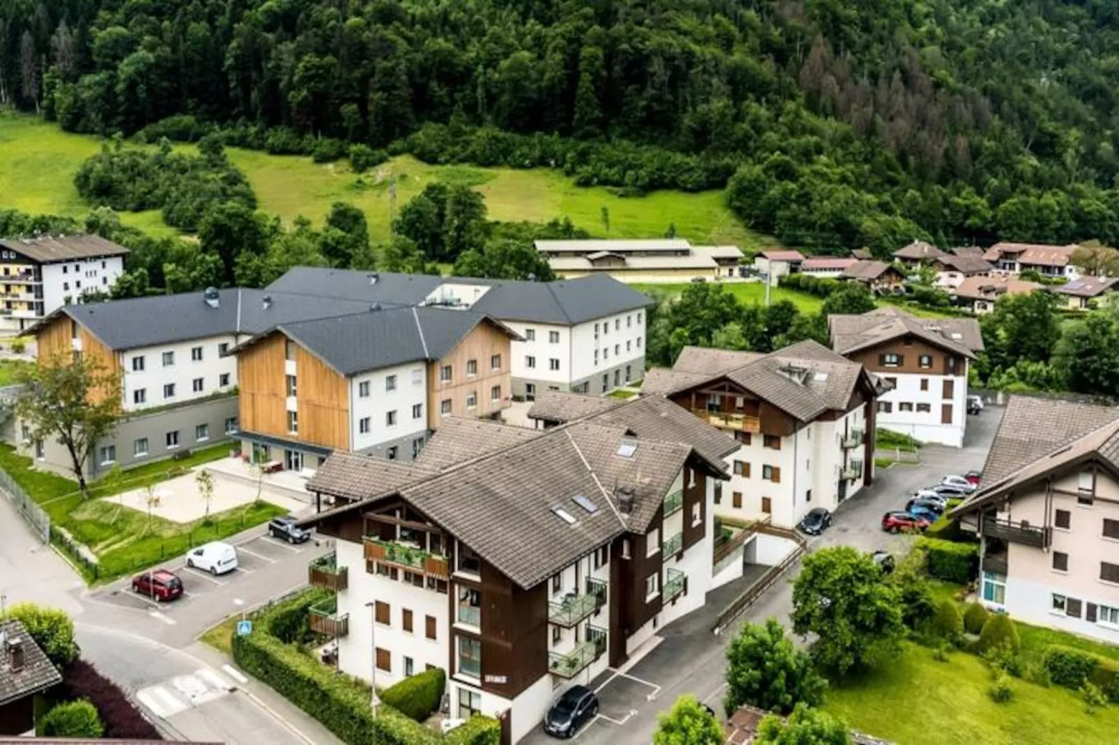 Slow Chalet Th&ocirc;nes: Lac & Montagne -15 Min Ski - Ascenseur, Balcon, Parking-Niet-getagd