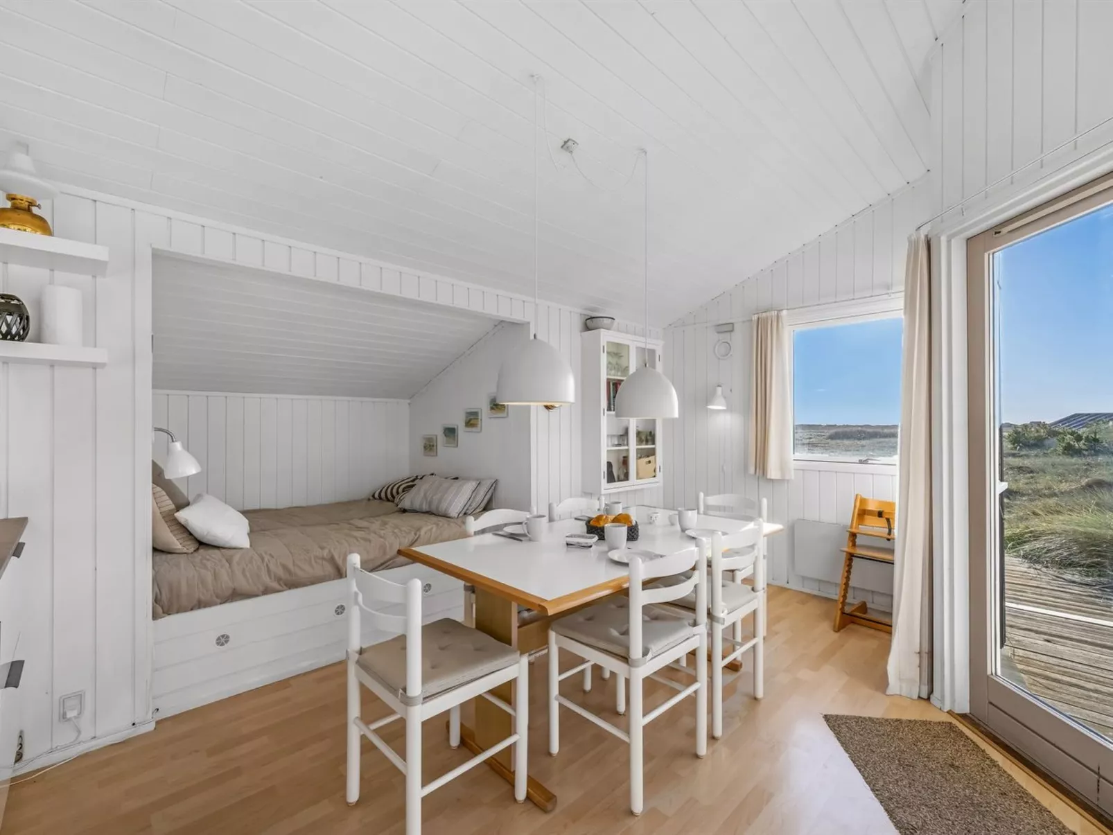 "Thorgny" -  from the sea-Binnen