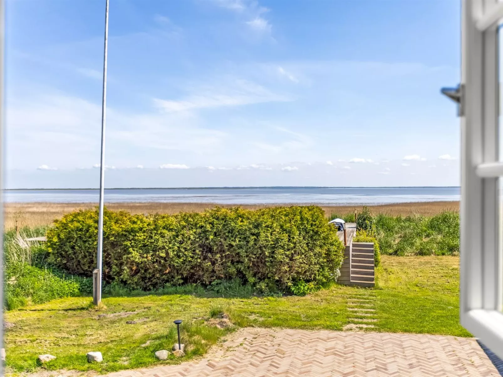 "Narvik" - 4.5km from the sea-Buiten