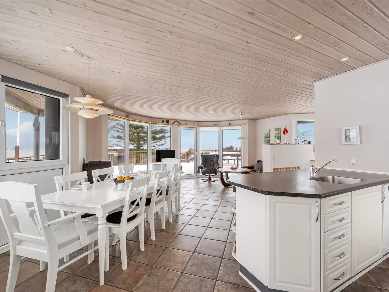 "Ginny" - 300m to the fjord-Binnen