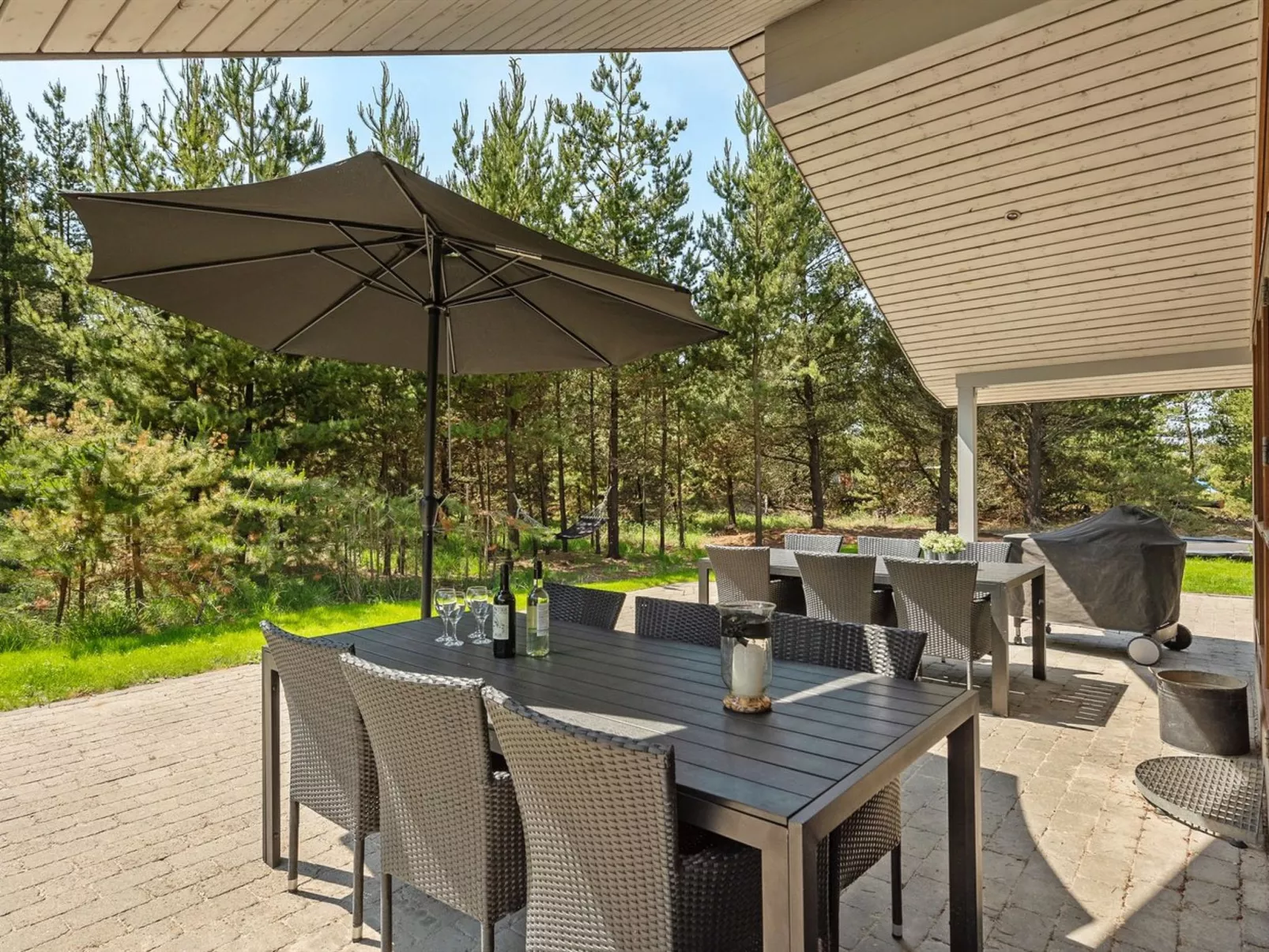 "Jonas" - 2.4km from the sea-Buiten