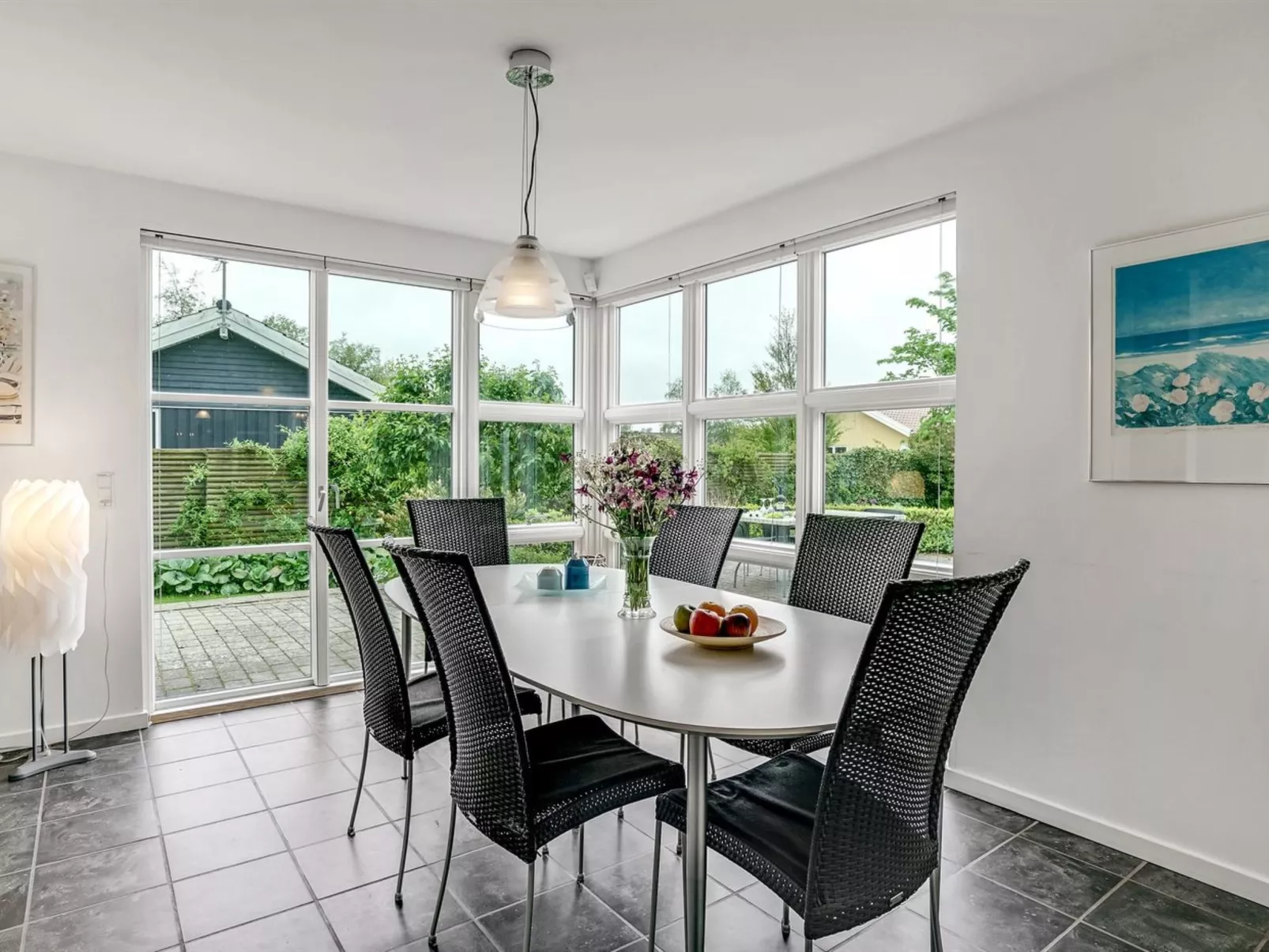 "Gullan" - 75m from the sea-Binnen