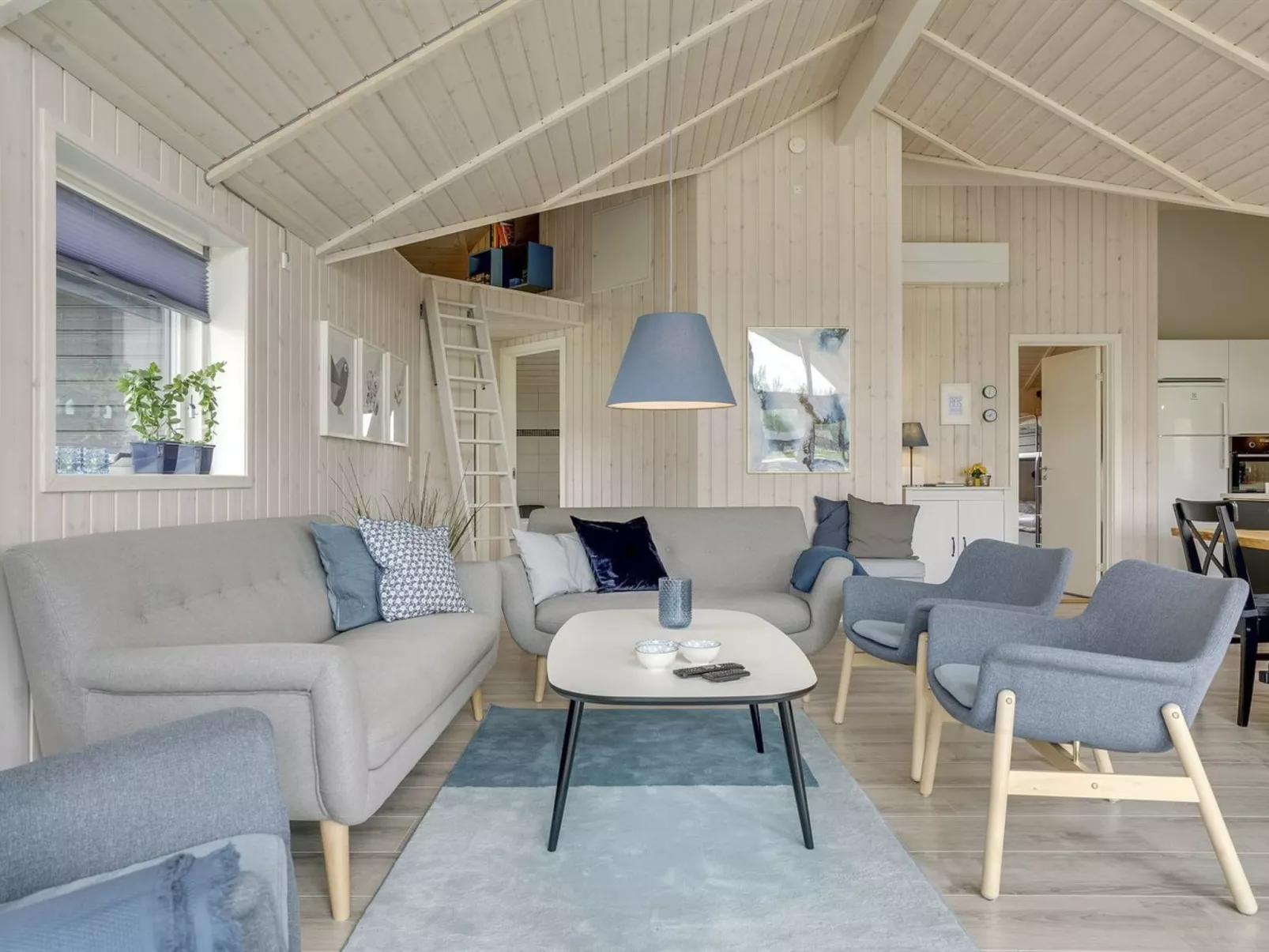 "Ina" - 1.2km from the sea-Binnen