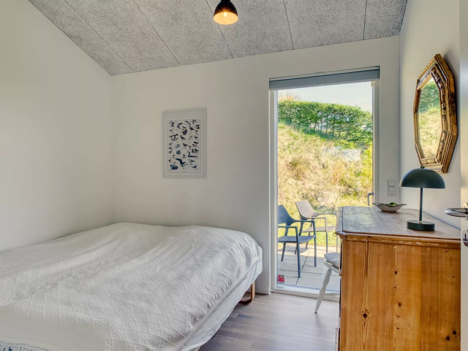 "Elissa" - 50m to the fjord-Binnen