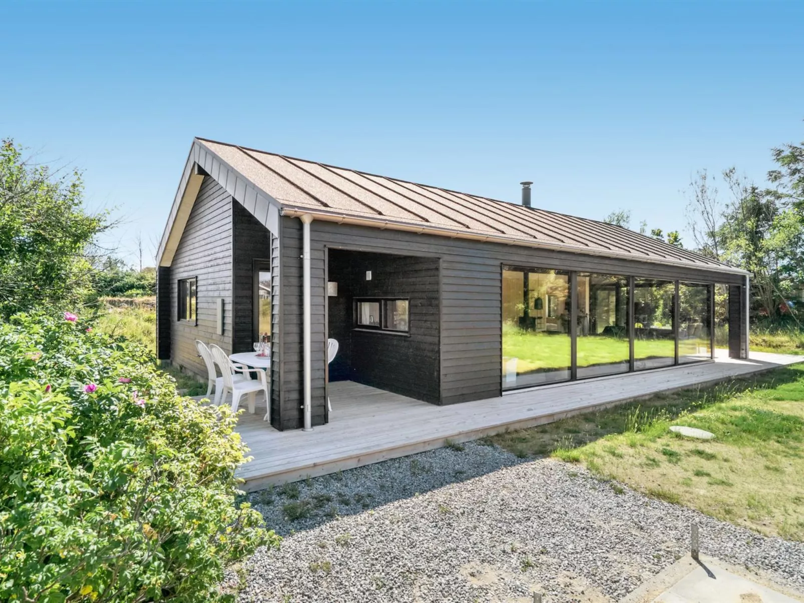 "Ilmarinen" - 561m from the sea-Buiten