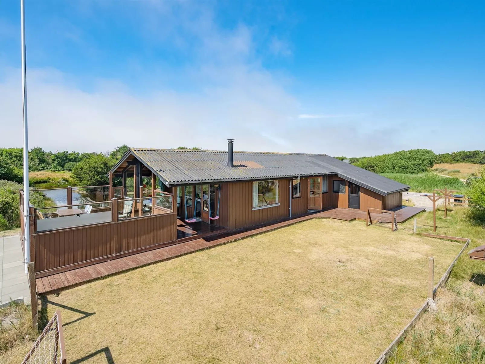 "Frigga" - 400m from the sea-Buiten