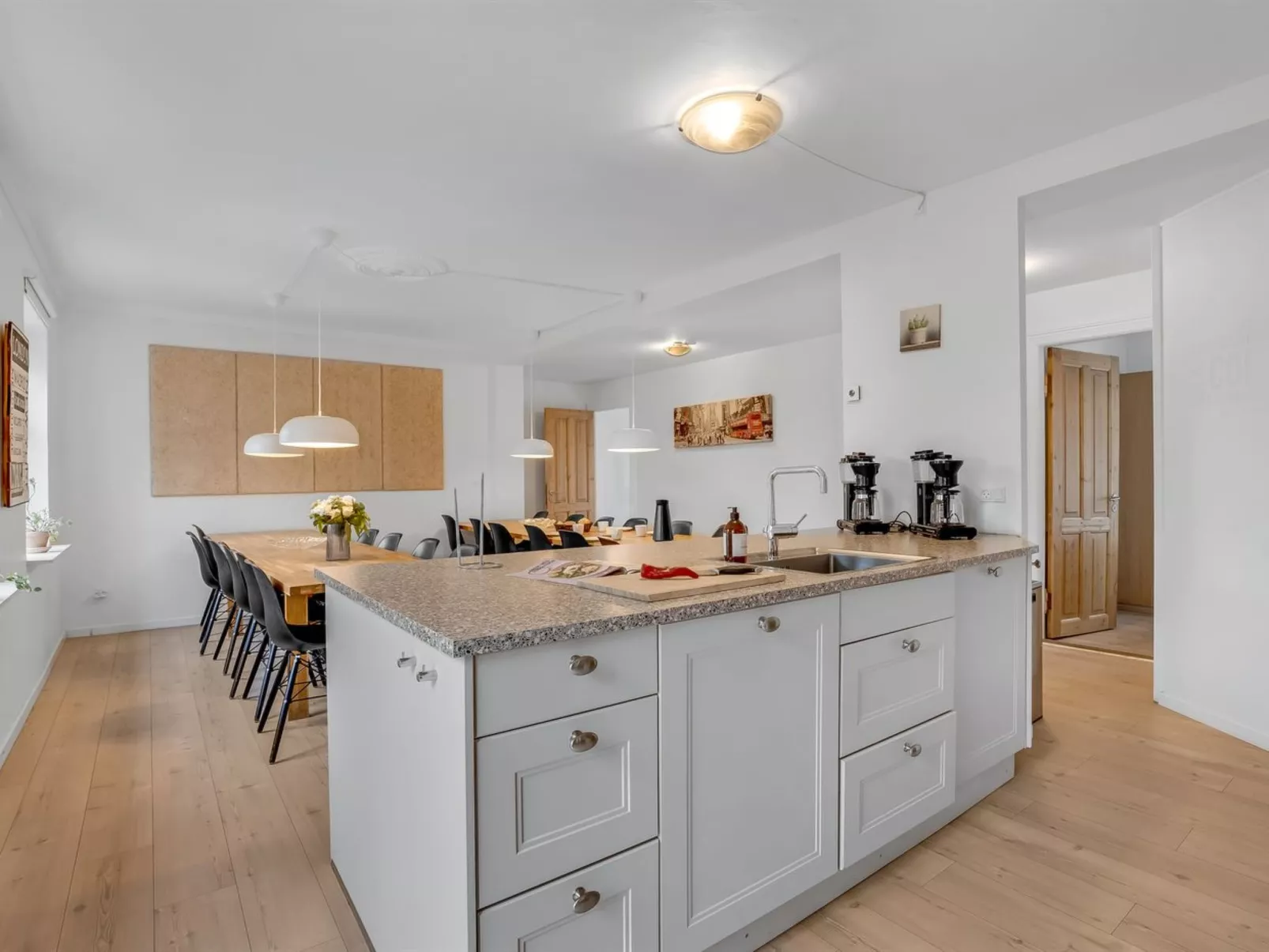 "Thorward" - 1.5km from the sea-Binnen