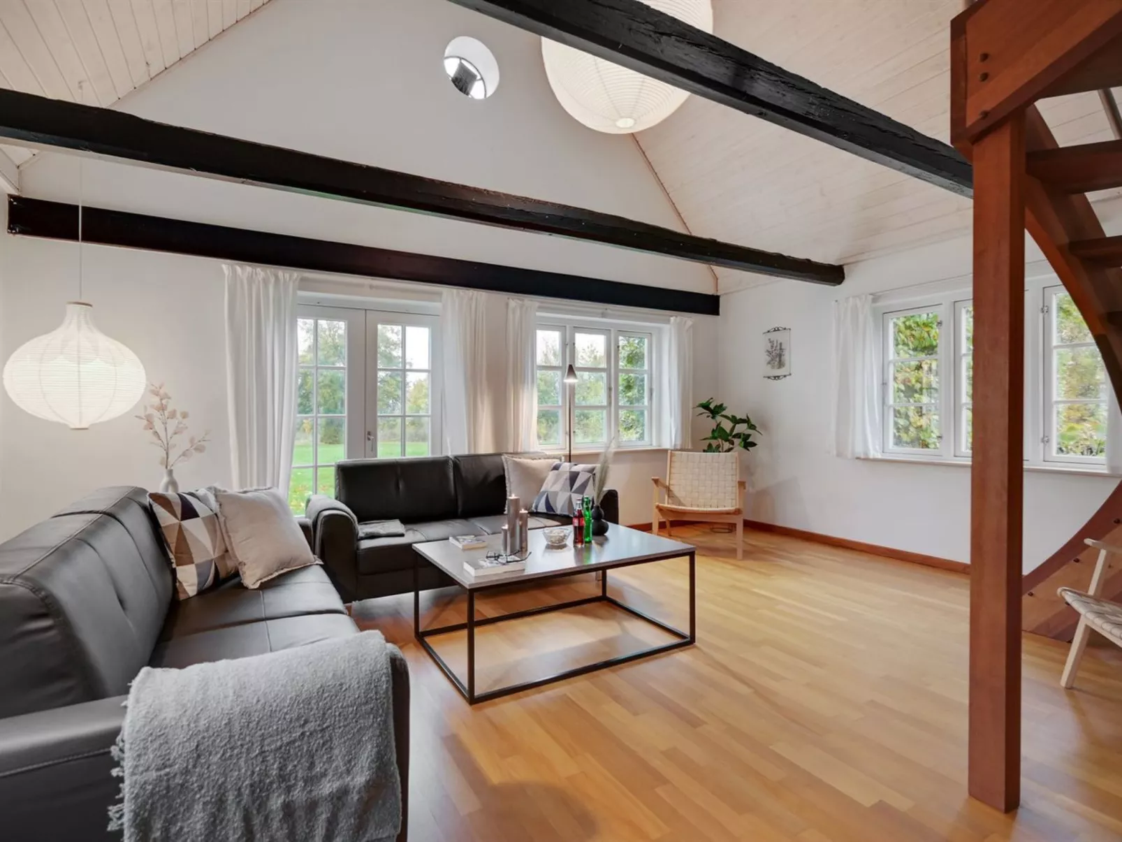 "Malinda" - 500m from the sea-Binnen