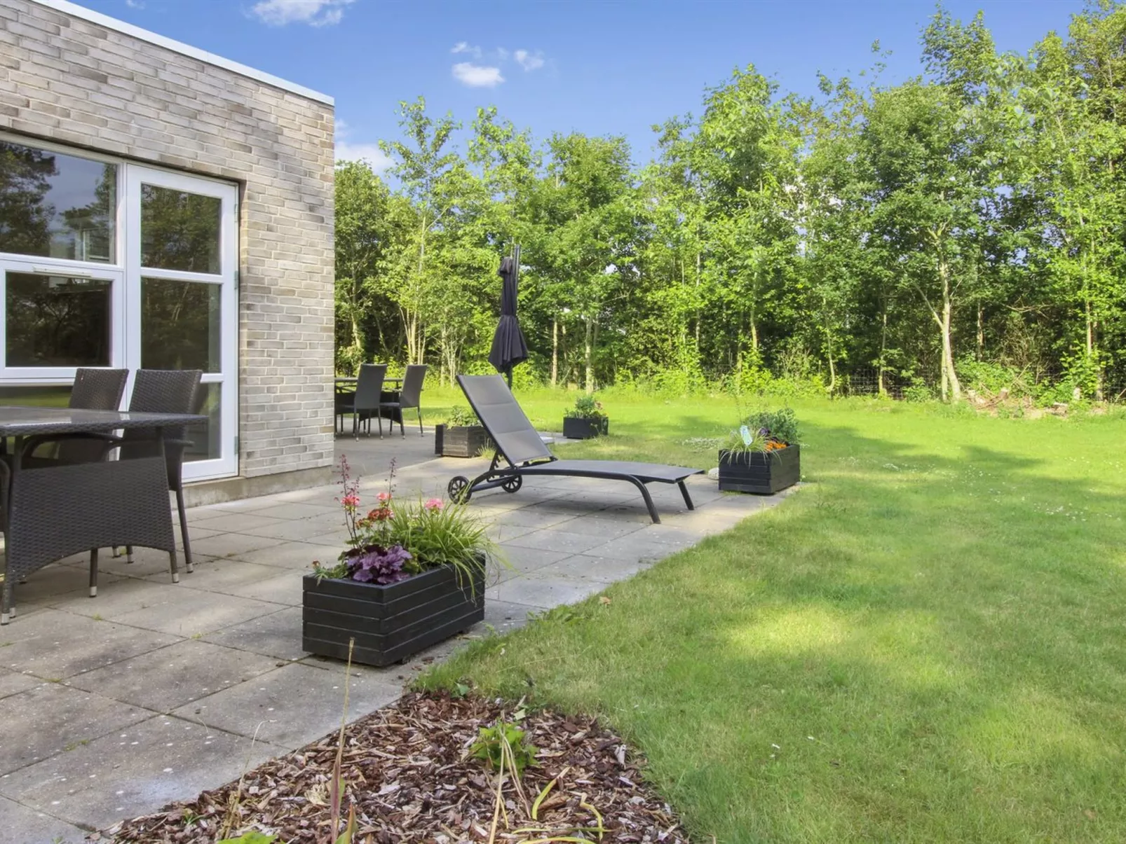 "Jarven" - 500m to the fjord-Buiten