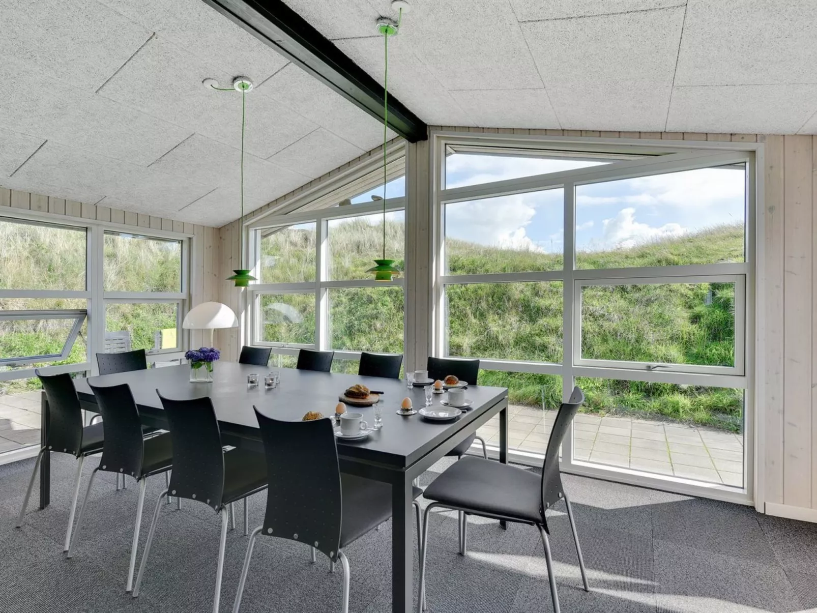 "Jess" -  from the sea-Binnen