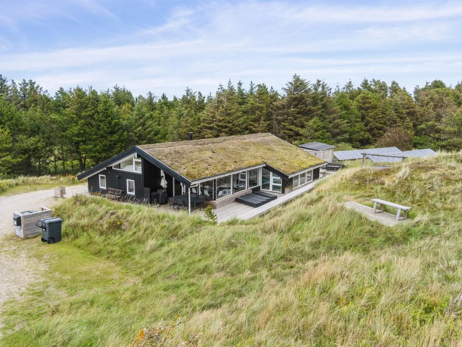 "Nilson" - 1.4km from the sea-Buiten